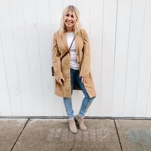 Meet your Posher, Andrea